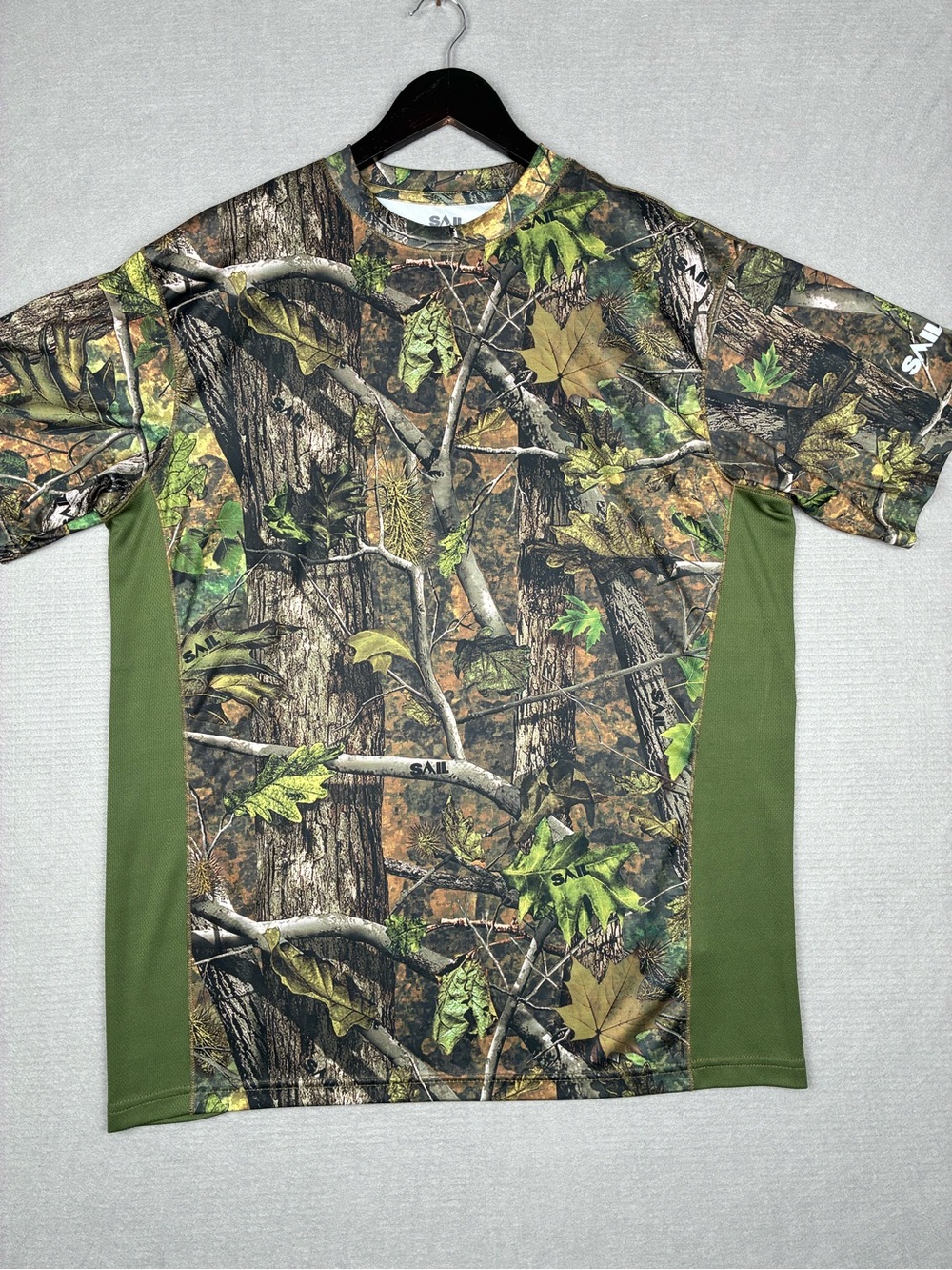 Men's Large Sail Store Green Camo Short-Sleeve Moisture Wicking Performance Tee
